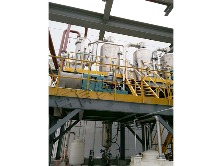 3噸三效中央循環蒸發器